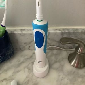 Electric toothbrush